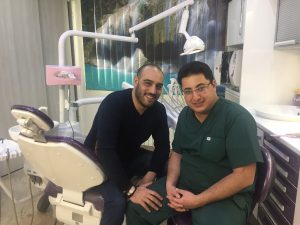 لمینت دندان بازیگران در کلینیک دندانپزشکی دکتر عبدالصمدی 3 IMG_9410
