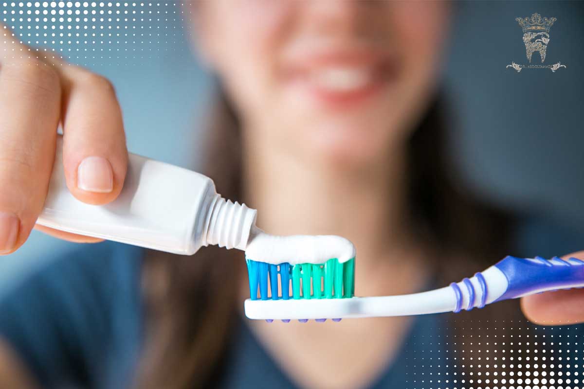 لمینت دندان برای افراد سیگاری؛ آیا انتخاب مناسبی است؟ 3 مراقبتهای ضروری از لمینت دندان در افراد سیگاری